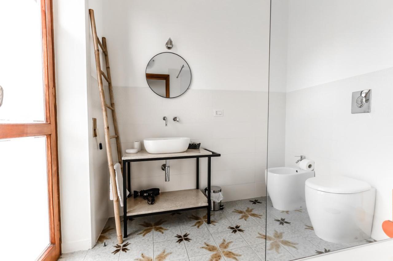 2 Santi - Suite And Rooms Λέτσε Εξωτερικό φωτογραφία