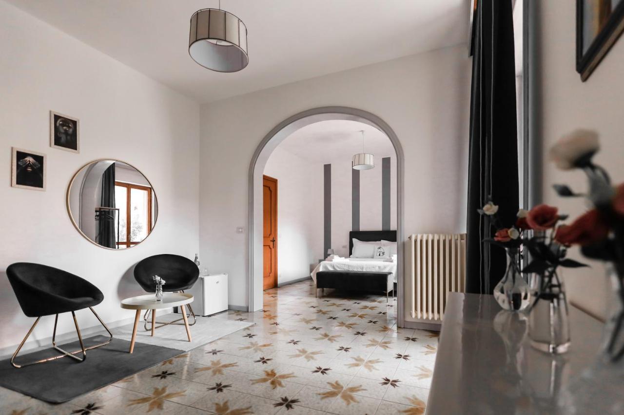 2 Santi - Suite And Rooms Λέτσε Εξωτερικό φωτογραφία